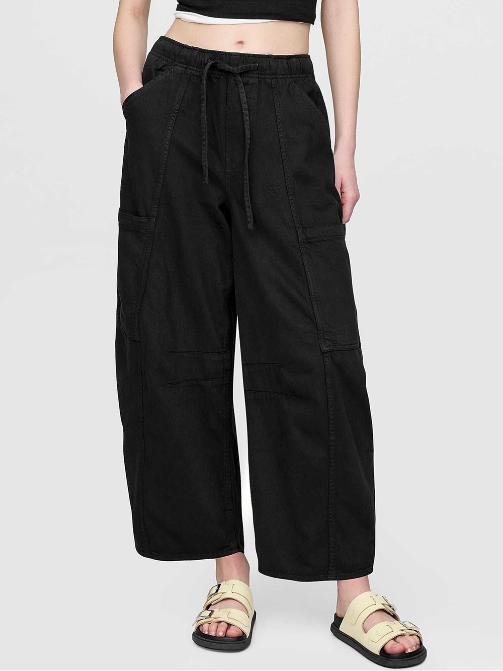 Gap Mid Rise Ultra Soft Easy Horseshoe Jeans - Picture 2 of 10